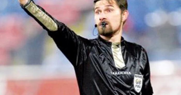 Alexandru Tudor conduce prima brigadă cu şase arbitri
