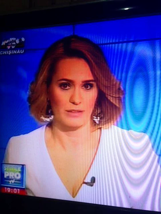 O fotografie primită de Andreea de la un telespectator Pro Tv Chişinău. Este poate cea mai veche care o prezintă pe sticlă