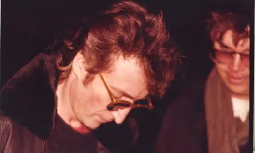 Lennon  Chapman 006 jpg
