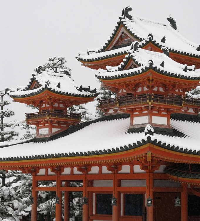 Orașul Kyoto, din Japonia, oferă o atmosferă magică 