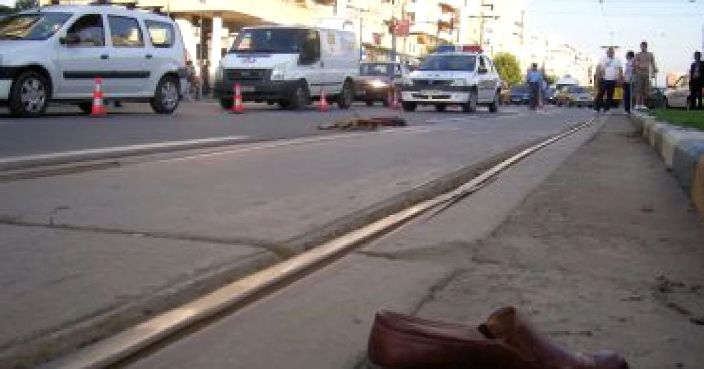 Craiova: (UPDATE)Bătrâna accidentată grav pe trecerea de pietoni a murit