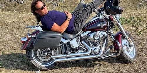 Charlie Ottley fb Charlie Ottley jpg