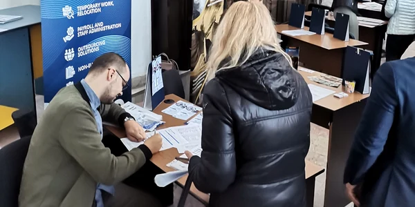 bursa locuurilor de muncca pentru absolventti,  slatina, 10 oct 2025   foto alina mitran (21) jpg