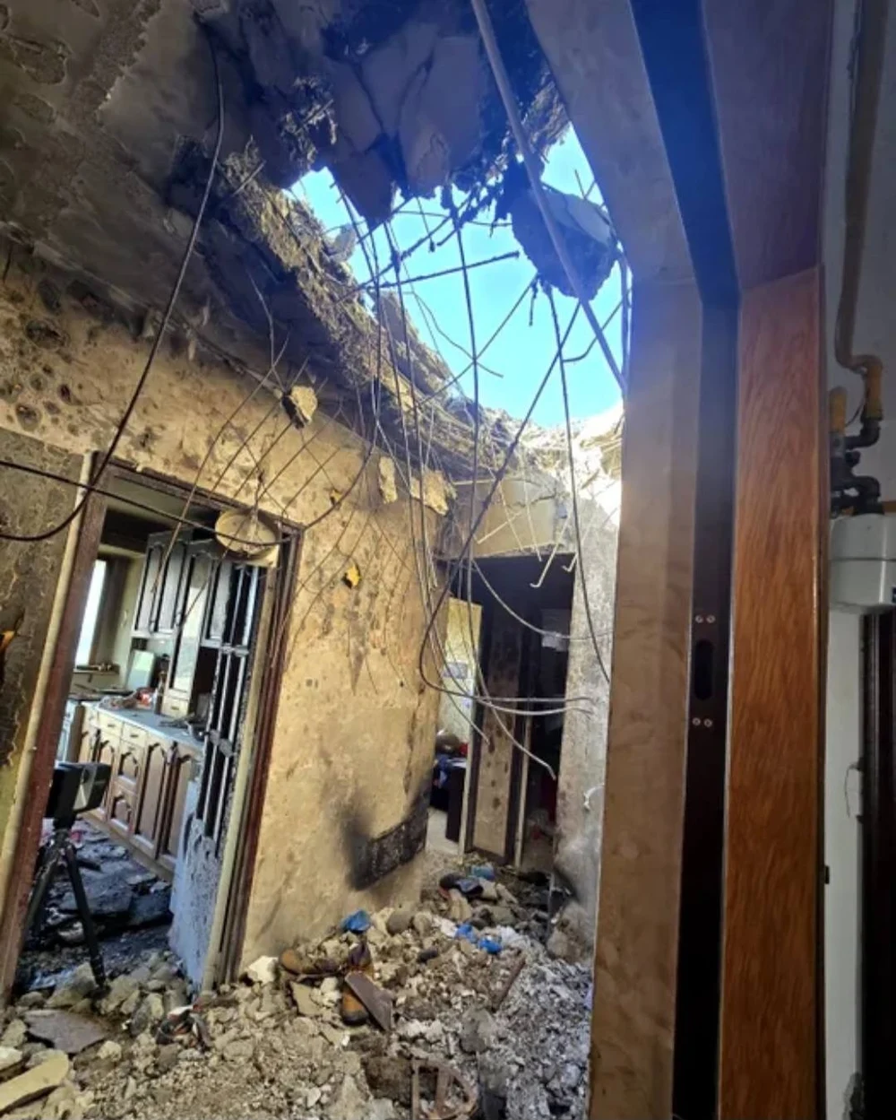 Care este starea celor două persoane rănite în incidentul cu dronă de la Galați. Victimele, mamă și fiu, sunt tratate în spitale diferite