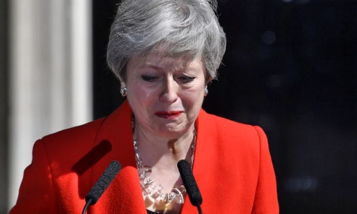 VIDEO // Cu lacrimi în ochi, Theresa May şi a anunţat demisia jpeg