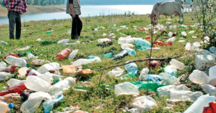 Garanţia pe PET  va scăpa ţara de invazia plasticului