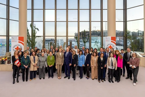 Charlene la Premiile Crucea Roșie 