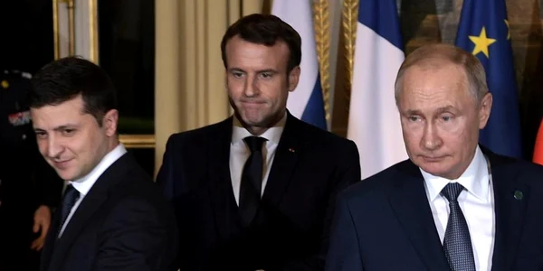 Emmanuel Macron primindu-i la Paris pe Volodimir Zelenski si Vladimir Putin FOTO EPA-EFE