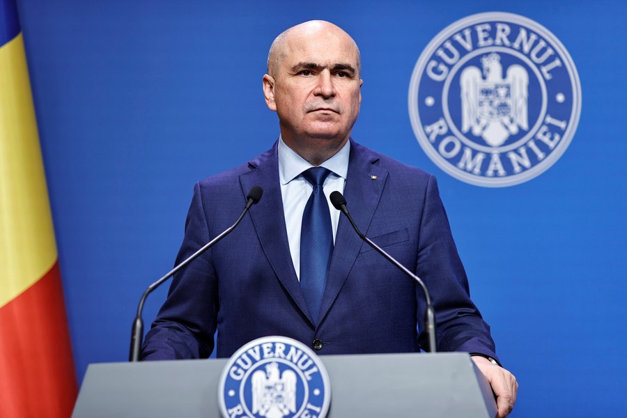 Guvernul pregătește interzicerea cumulul pensiei cu salariul. Proiectul OUG stabilește și blocarea transferurilor și detașărilor între instituții
