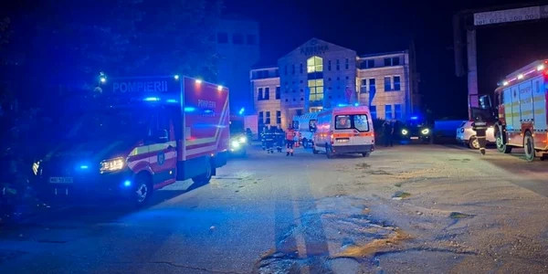 incendiu centru medical arad  FOTO ISU Arad jpg