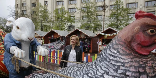 gabriela firea targ de paste foto inquam photos octav ganea