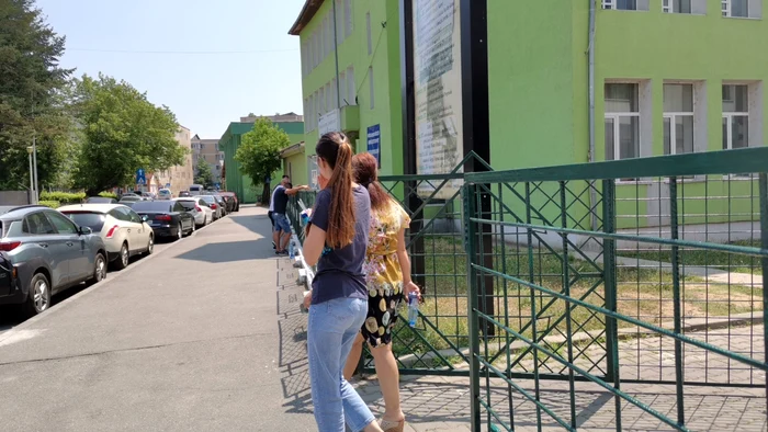 Sute de candidați au susținut examenul de titularizare, în Olt FOTO: A.M.