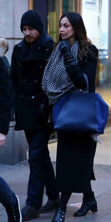 
    Mădălina şi Michael Fassbender (Foto: Splashnews)  