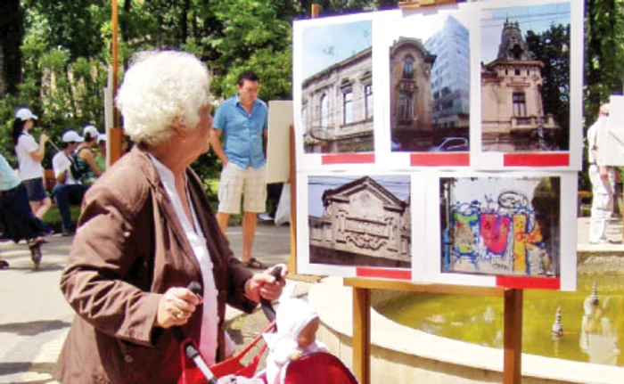 Echipa „PAL-TIN prin arta" de la Colegiul Naţional „Tudor Vianu" din București 