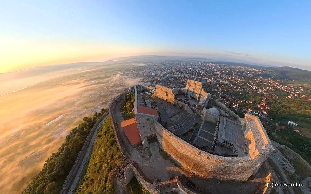 Cetatea Devei. Foto: Daniel Guță. ADEVĂRUL