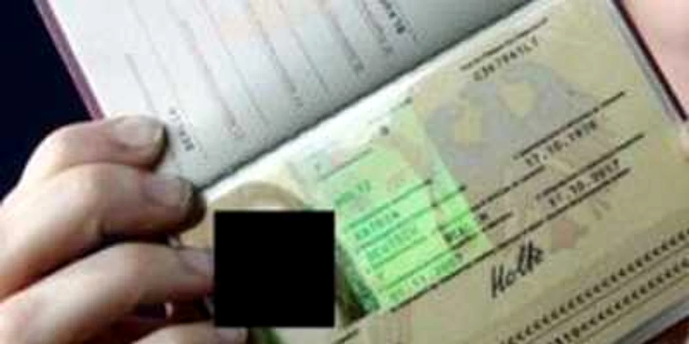 Cum îşi pot face actele de identitate românii aflaţi în afara ţării