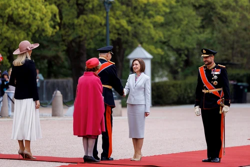 Regele Harald, Regina Sonja, Prințul Haakon și Prințesa Mette Marit Maia Sandu. FOTO: Instagram