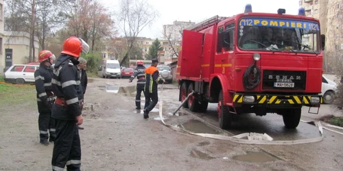 Vizitatorii vor urmări demonstraţii cu tehnica de luptă din dotare/foto: Arhiva