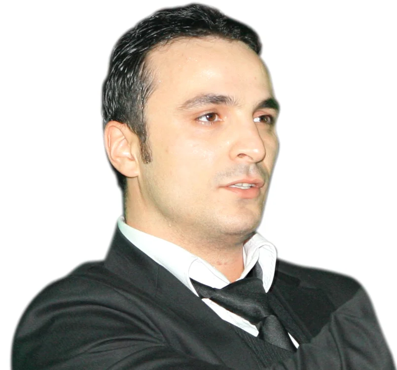 
    Cristi Enache  