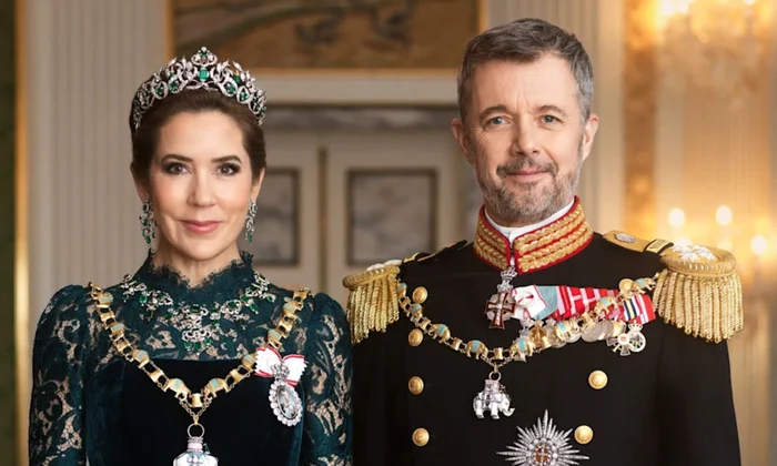 Regele Frederik și Regina Mary, portret de gală PNG