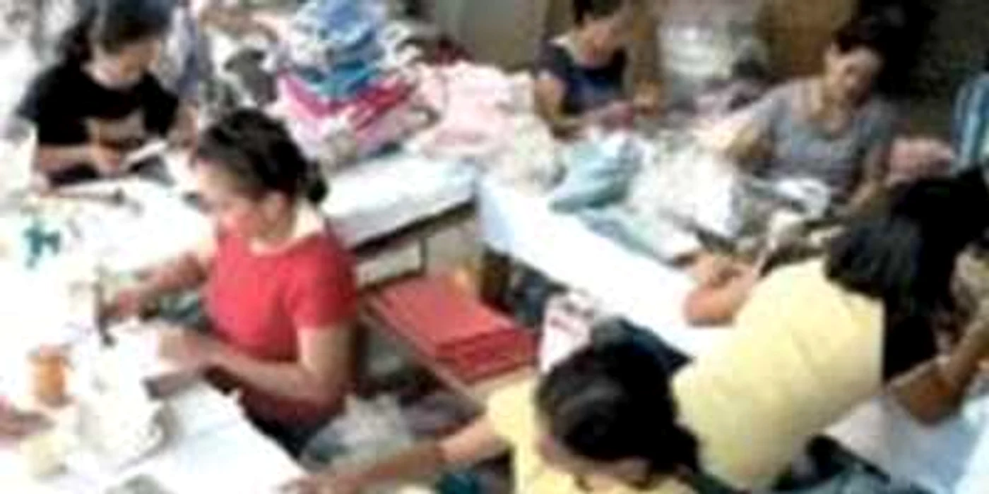 Filipinezii, avertizaţi să nu-şi caute de muncă în România