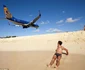 Plaja si avion FOTO Paul Souders