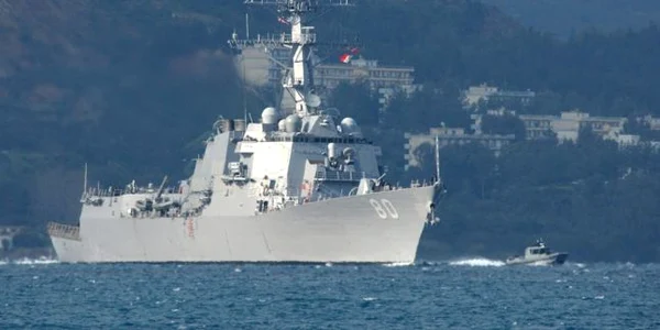 Distrugătorul USS Roosevelt FOTO wikimedia commons