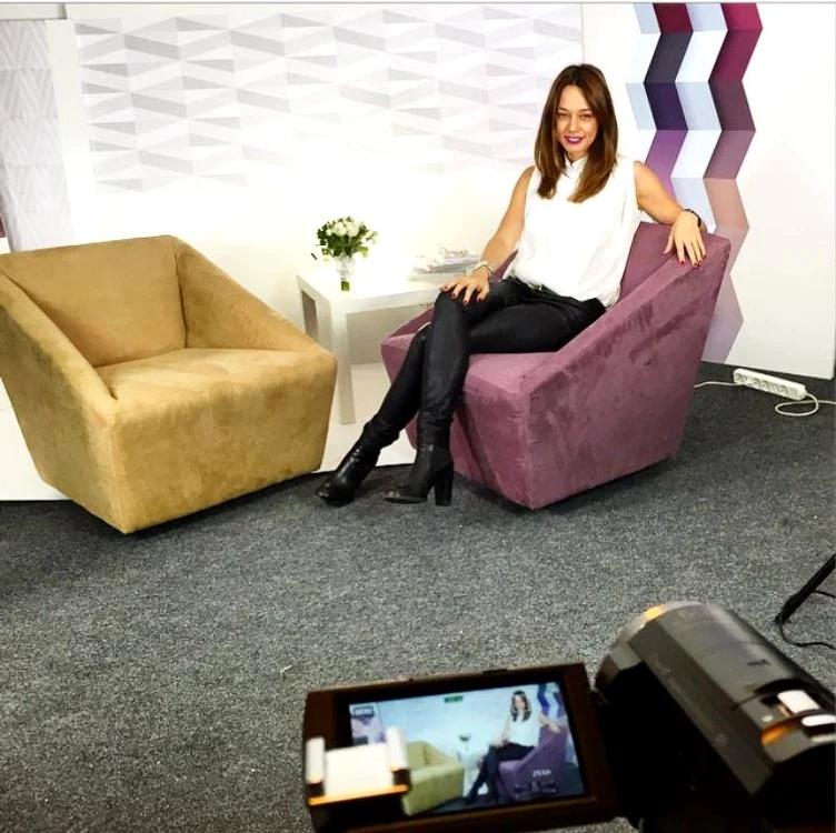 andreea raicu canal tv youtube jpeg