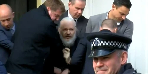 Julian Assange CAPTURA The Sun / Ruptly