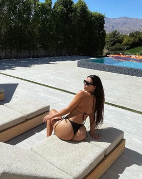 kim kardashian bronzeaza poponetul jpeg