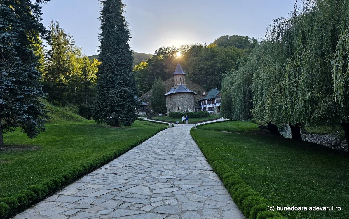 Mănăstirea Prislop. Foto: Daniel Guță. ADEVĂRUL