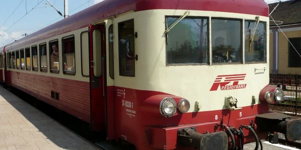 Reţeaua de trenuri de călători Regiotrans operează în zone precum Iaşi