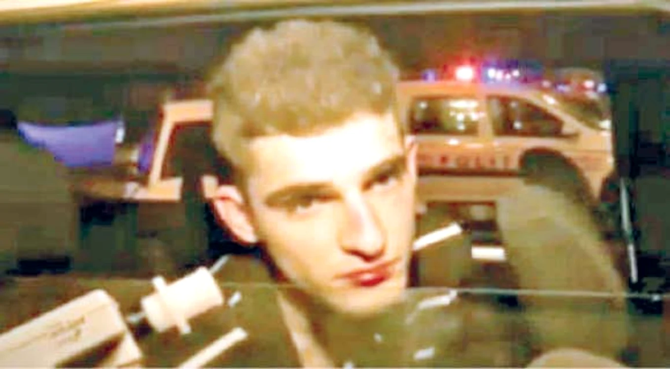 
    După accident,  Andrei Andronie  a refuzat să sufle  în etilotest  
