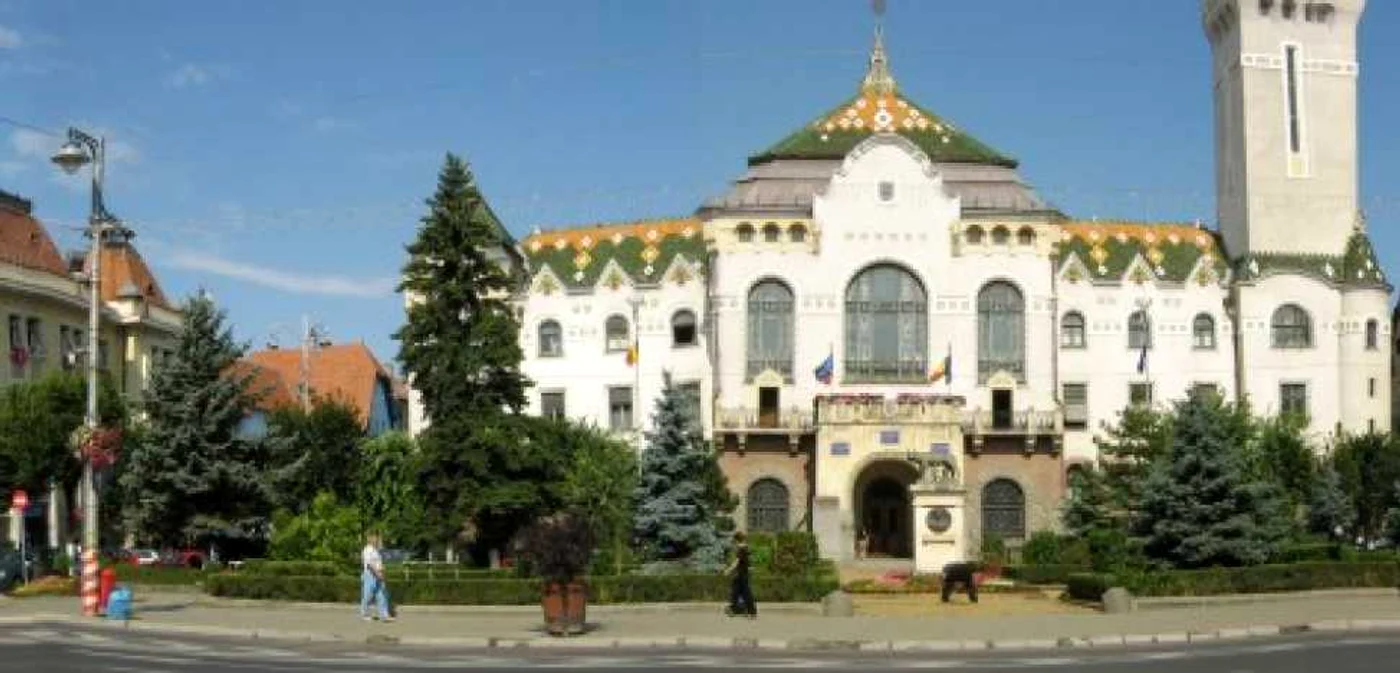 UDMR-ul a trecut de partea lui Florea în tentativa de a plasa Târgu-Mureşul în fruntea viitoarei Regiuni Centru