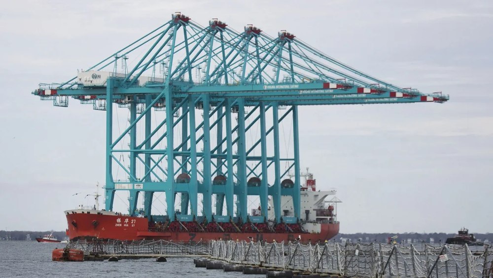 Porturile maritime americane, înțesate de ”macarale de spionaj” chinezești. Investigația Congresului SUA face vâlvă