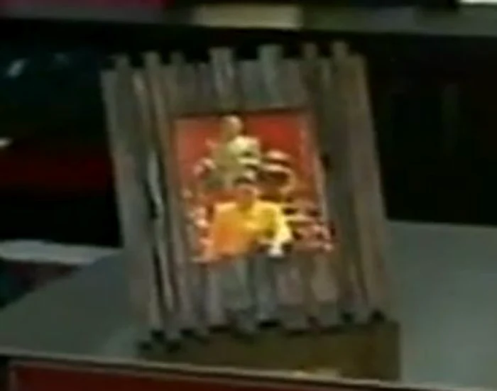 În urmă cu mulţi ani, Andreea Marin a fost nevoită să poarte acelaşi sacou, zile în şir