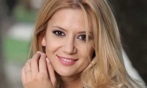 amalia enache jpeg