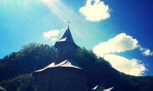 Ramona a fost, ieri, la Mănăstirea Prislop jpeg