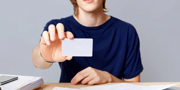 Carte de identitate electronică  Sursa Freepik com jpg