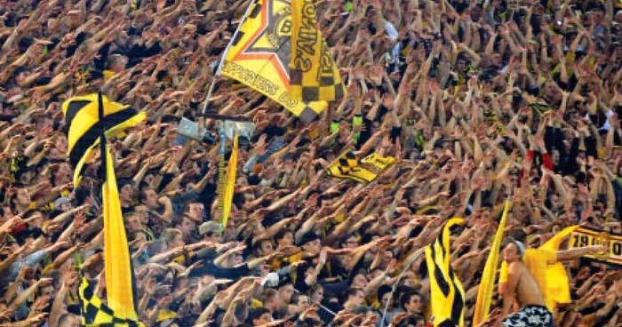 Borussia are cei mai mulţi suporteri la meciurile de acasă