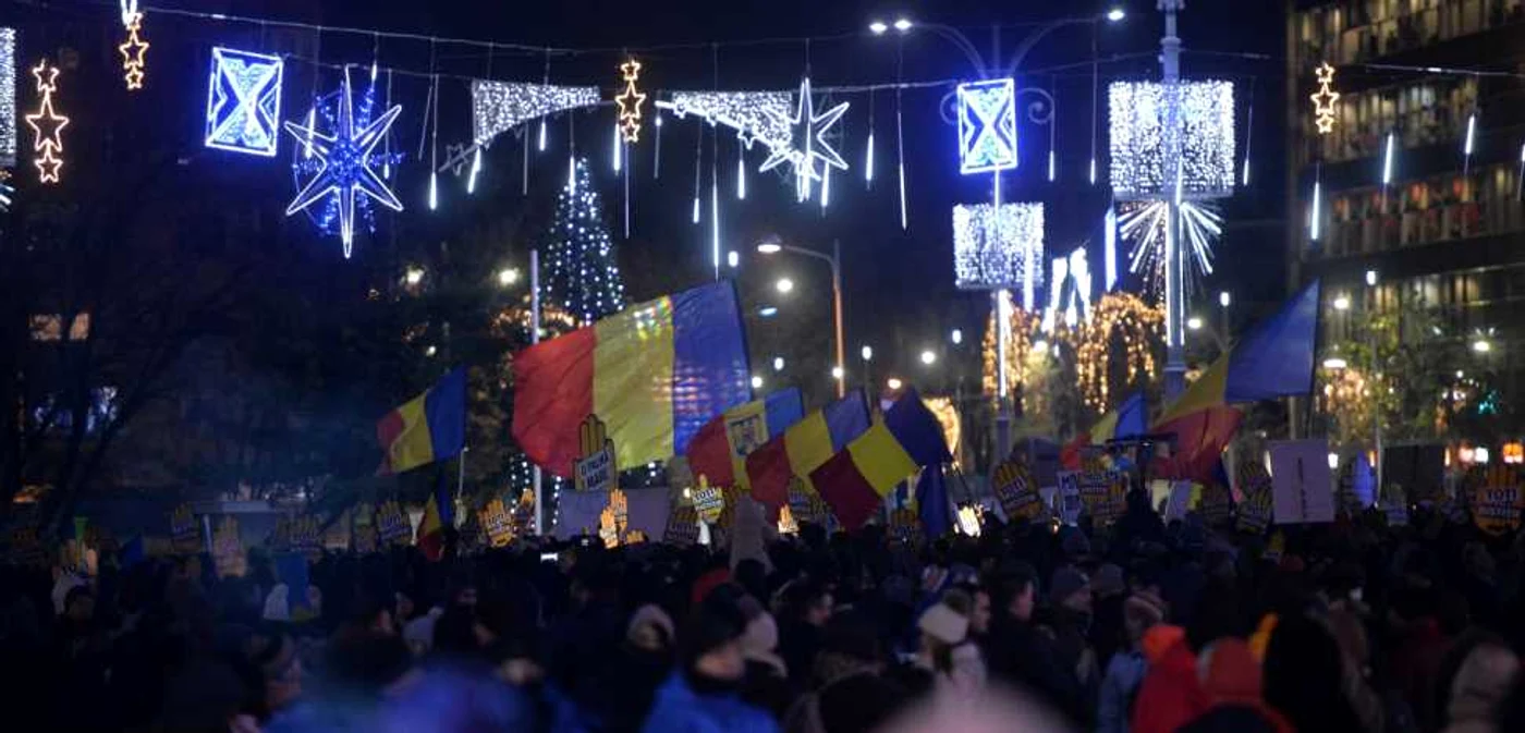 Studenţii se alătură protestelor: „Declarăm ţara furată!”