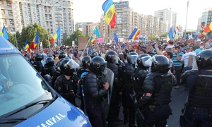 Violență și polarizare jpeg