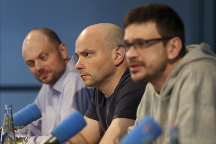 Marturiile disidenților ruși eliberați în schimbul de prizonieri cu Rusia: „Este foarte dificil pentru mine din punct de vedere emoţional”