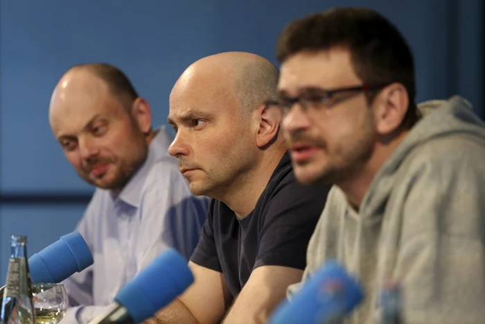 Disidenții eliberați în schimbul de prizonieri, la o conferință de presă din Germania FOTO EPA-EFE