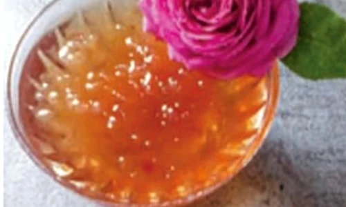 dulceata de trandafiri jpg