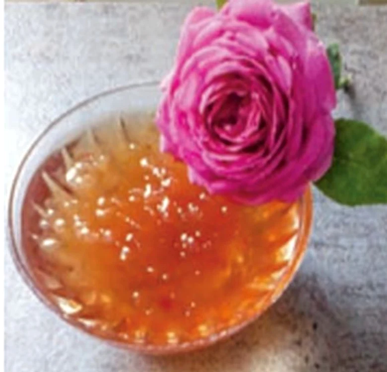 dulceata de trandafiri jpg