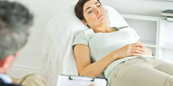 Terapia psihologică  rezolvă tensiunile nervoase  pe termen lung  