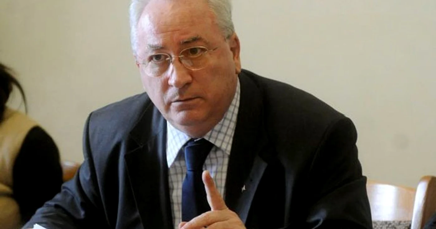 Puiu Haşotti a anunţat că liberaliinu vor să asiste la discursul lui Traian Băsescu