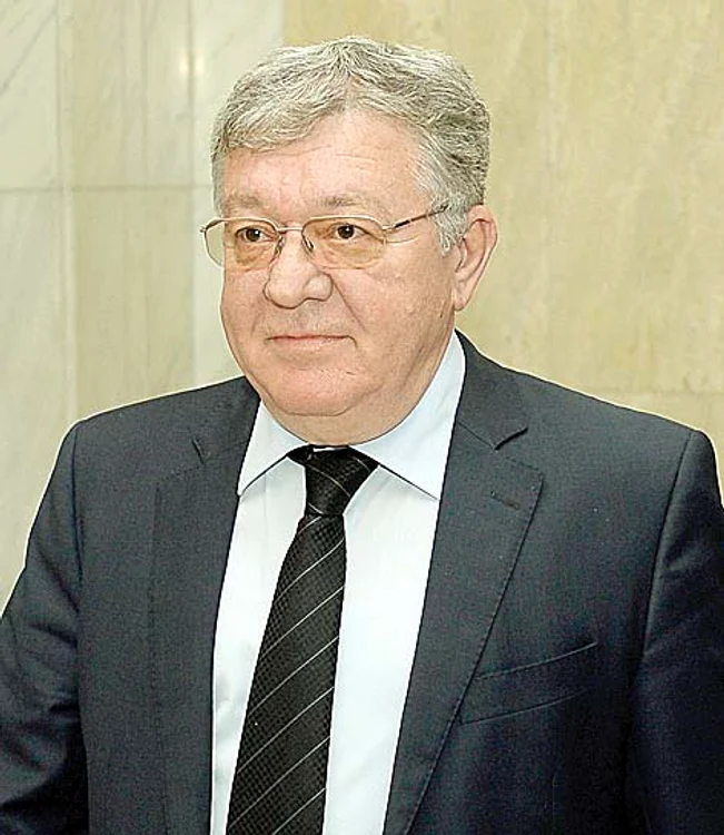 Corneliu  Dobriţoiu: «Deplasările erau mascate în zboruri de instrucţie»