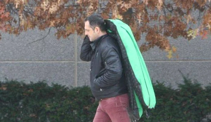 
    Mădălin Ionescu ţine pasul cu soţia lui Cristina Şişcanu Foto: arhivă personală  